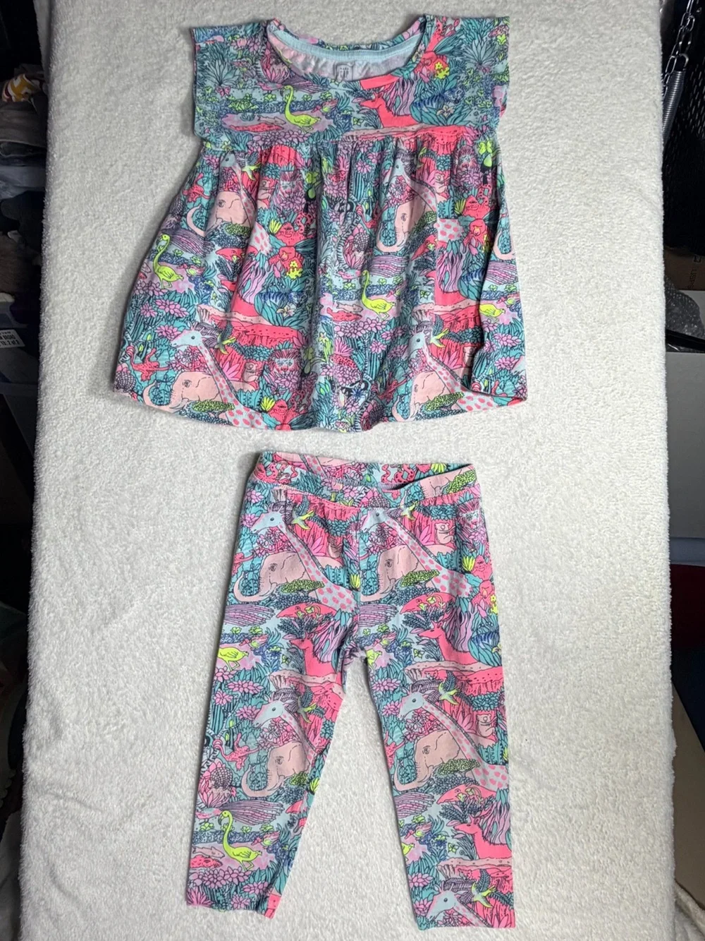 GAP two piece